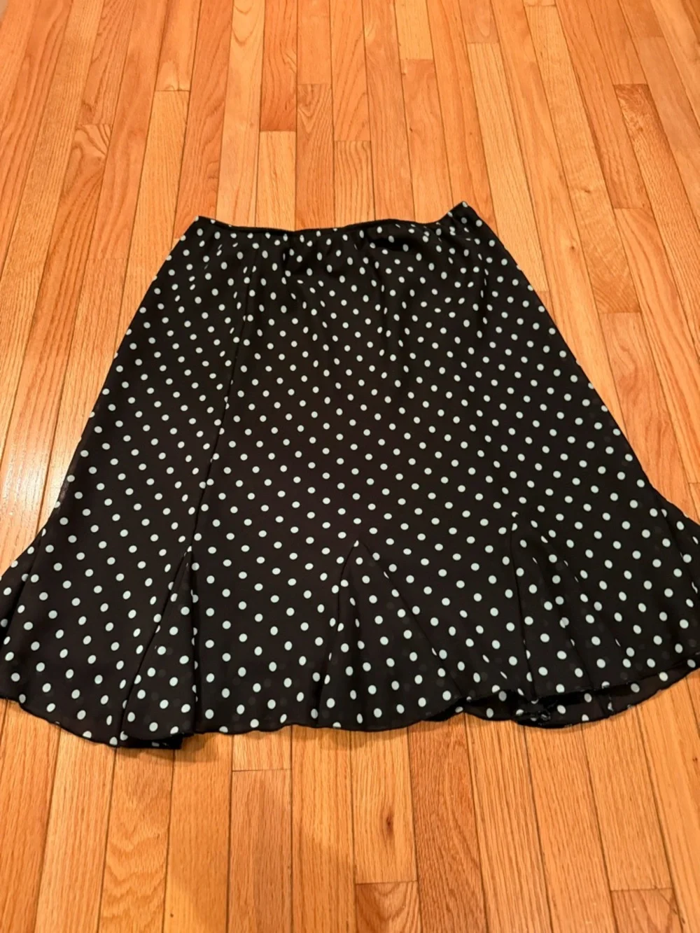 Black & Blue Polka Dot Ruffle Hem Skirt - Women Size 16